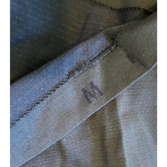 Lululemon Swiftly Henley Shirt Size Medium Men’s Black Long Sleeve - Picture 6 of 9